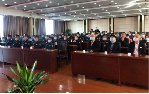 常德市康都物業(yè)服務有限公司,常德保安服務公司,保潔服務,墻外高空清洗服務